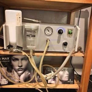 DELPHIA IIe Microdermabrasion Machine